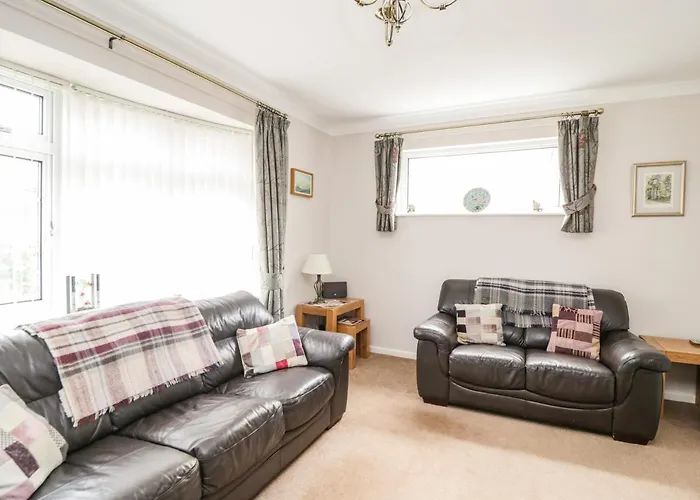 Holiday home Manesty View *